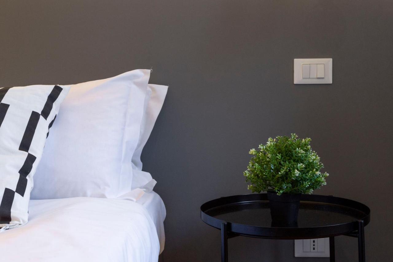 Amazing Studio In The City Center + Wifi Трієст Екстер'єр фото